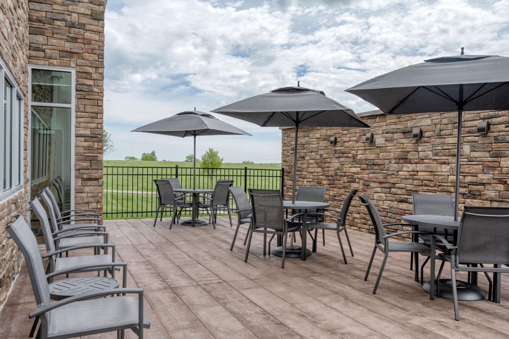 Fairfield By Marriott Inn & Suites شيلبيفيل المظهر الخارجي الصورة